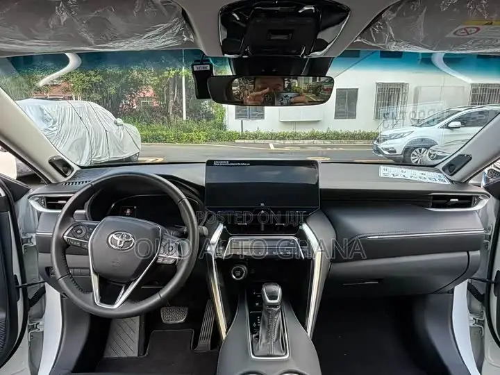 Toyota Venza 2023 White