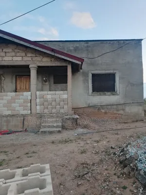 3bdrm House in Kusum Estate, Amasaman for sale