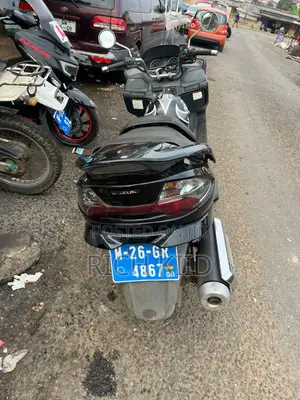 Suzuki 2026 Black