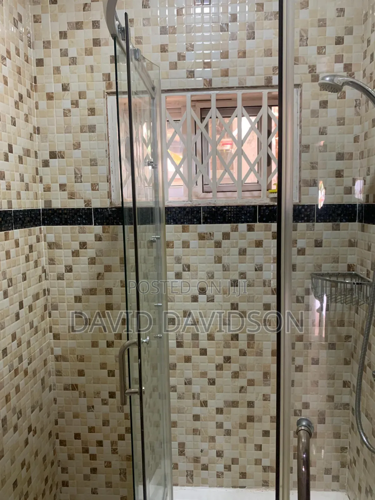 Furnished 7bdrm House in 7 Bedroom Self, Tema Metropolitan for rent