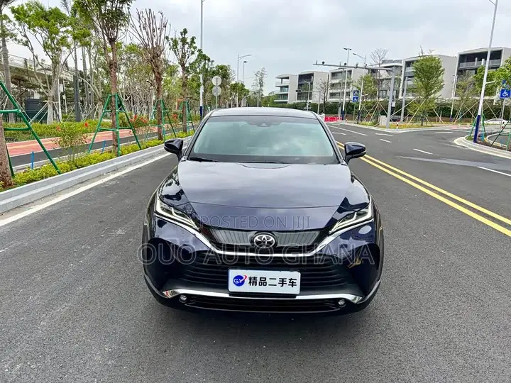 Toyota Harrier 2022 Blue