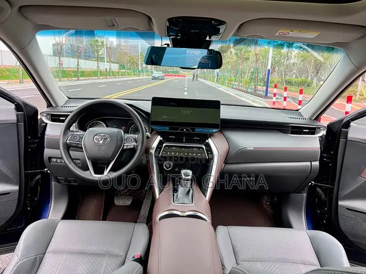 Toyota Harrier 2022 Blue