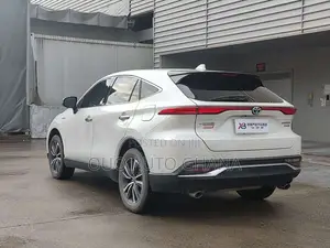Toyota Harrier 2023 White