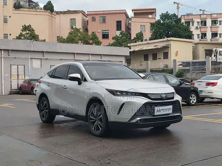 Toyota Harrier 2023 White