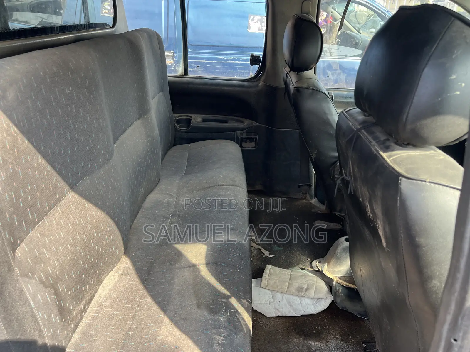 Toyota Hilux 2.5 D-4D 4X4 SRX 2009 Silver