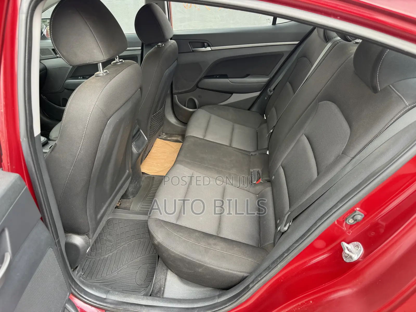 Hyundai Elantra SE 2018 Red