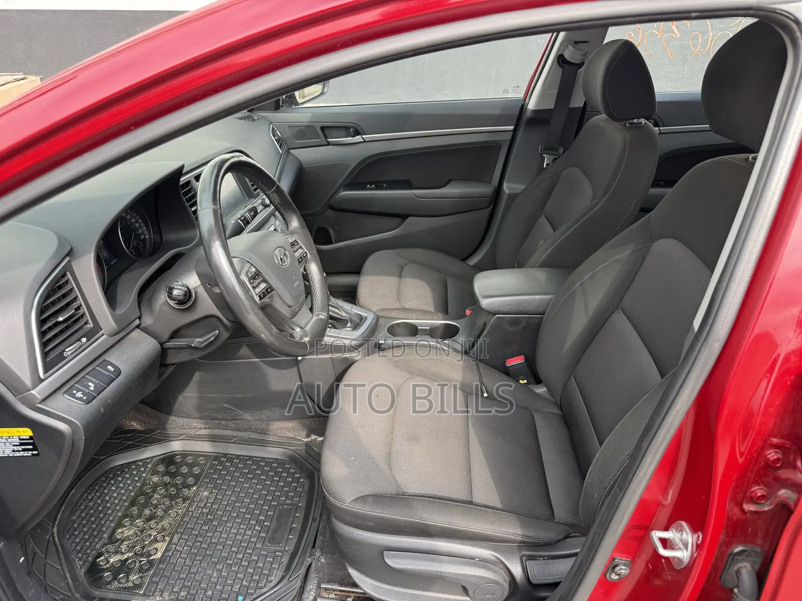 Hyundai Elantra SE 2018 Red