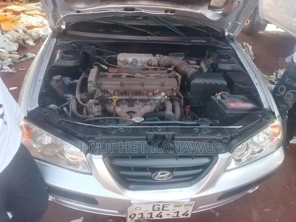 Hyundai Accent 2010 Silver