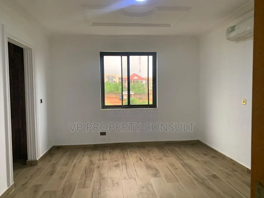 4bdrm House in Oyarifa Mall Area for sale