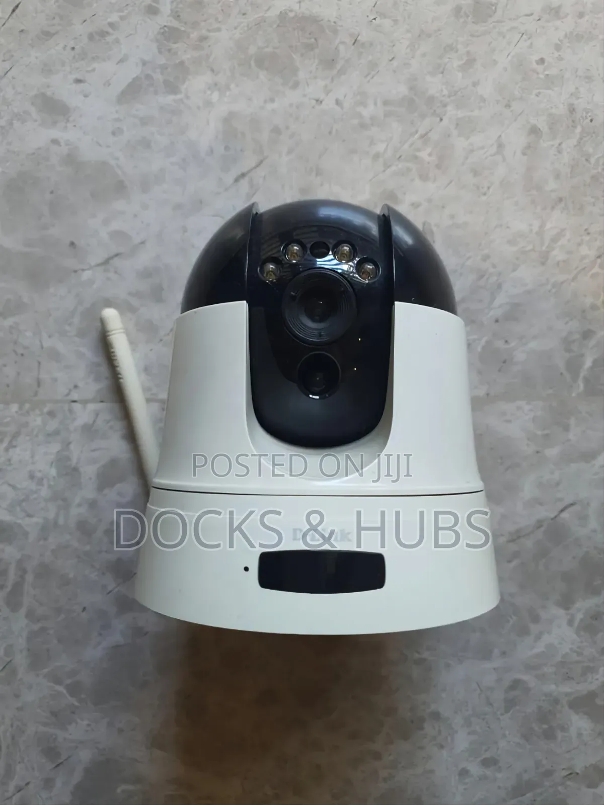 D-Link DCS-5222L HD Pan Tilt Day/Night Network Camera
