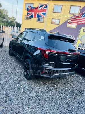 Kia Seltos S 2024 Black