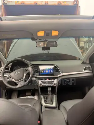 Hyundai Avante 2017 Blue