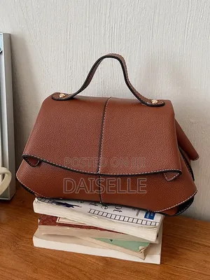 French Niche Smile Bag