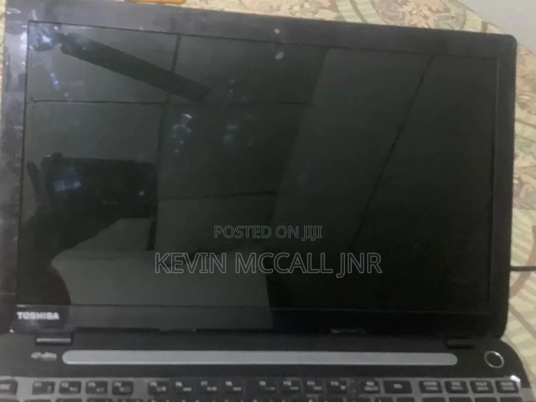 Laptop Toshiba Dynabook t552 8GB Intel HDD 500GB