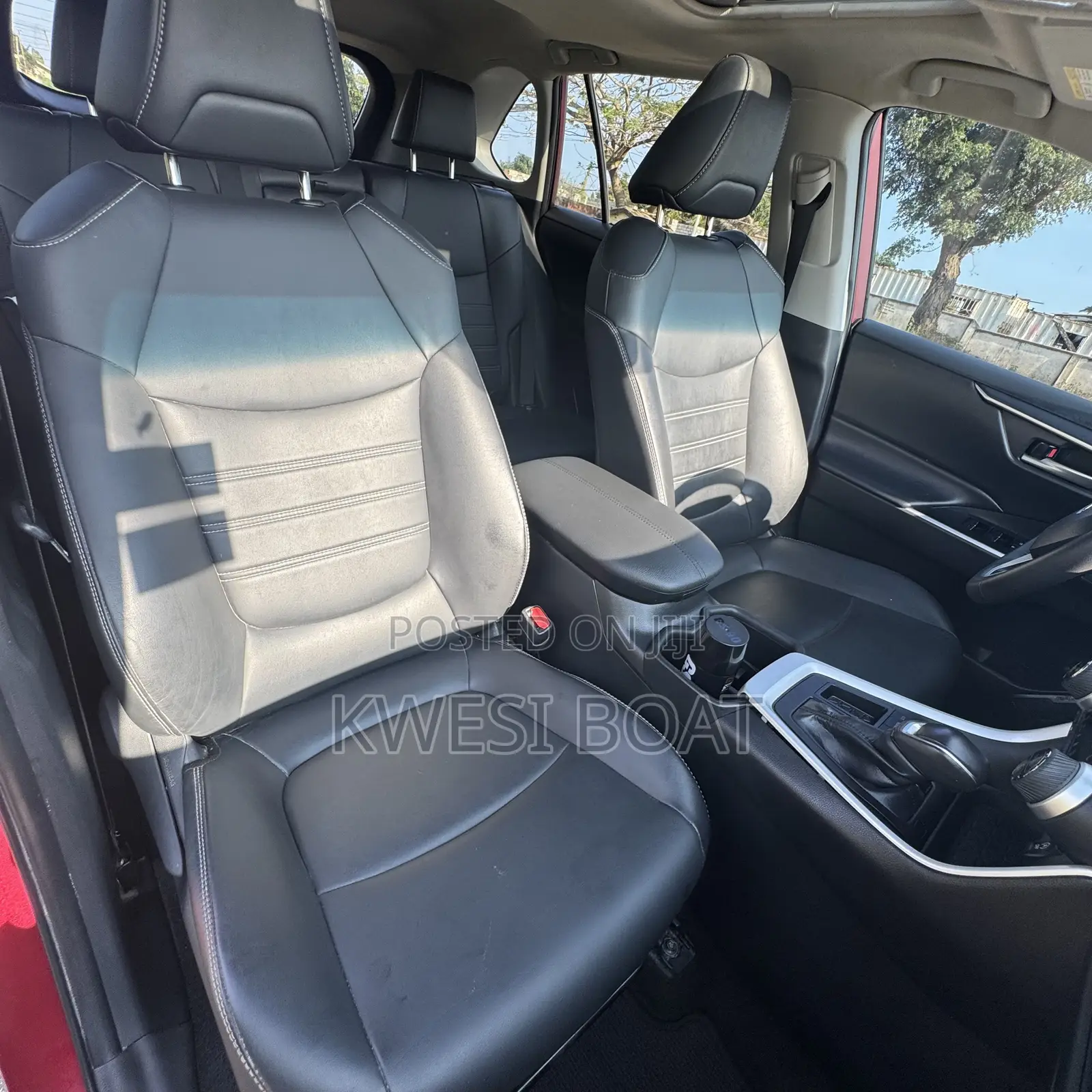 Toyota RAV4 XLE Premium AWD 2023 Red