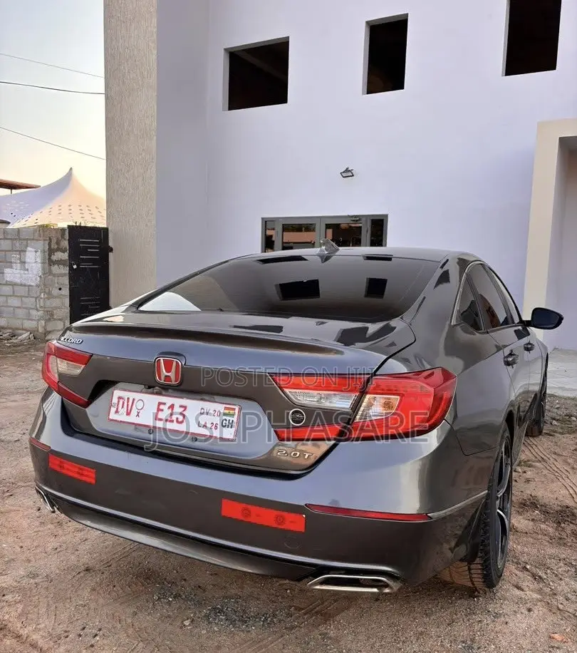 Honda Accord Touring 2.0T 2018