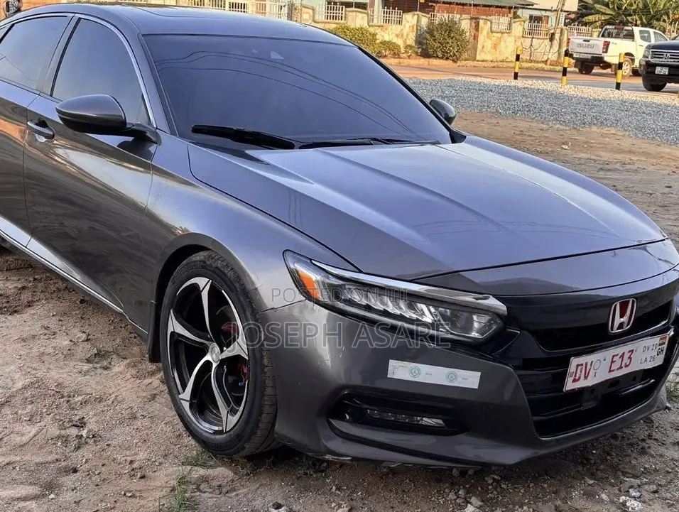 Honda Accord Touring 2.0T 2018