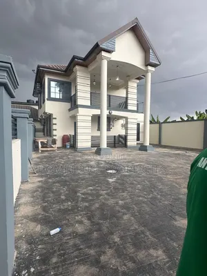 5bdrm Duplex in Pokuase Mayera for rent