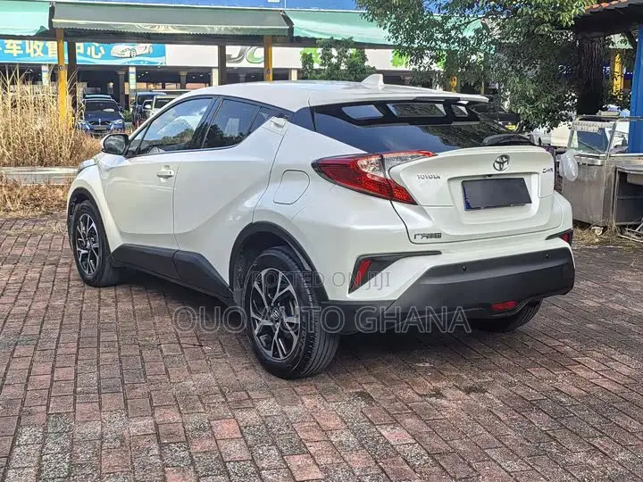 Toyota C-HR 2018 White