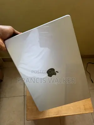 Laptop Apple MacBook Pro 2023 M3 Pro 18GB Apple M3 Pro SSD 512GB