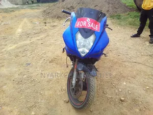 Suzuki GSR 2015 Blue