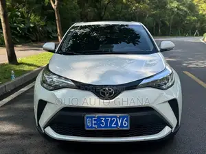 Toyota C-HR 2022 White