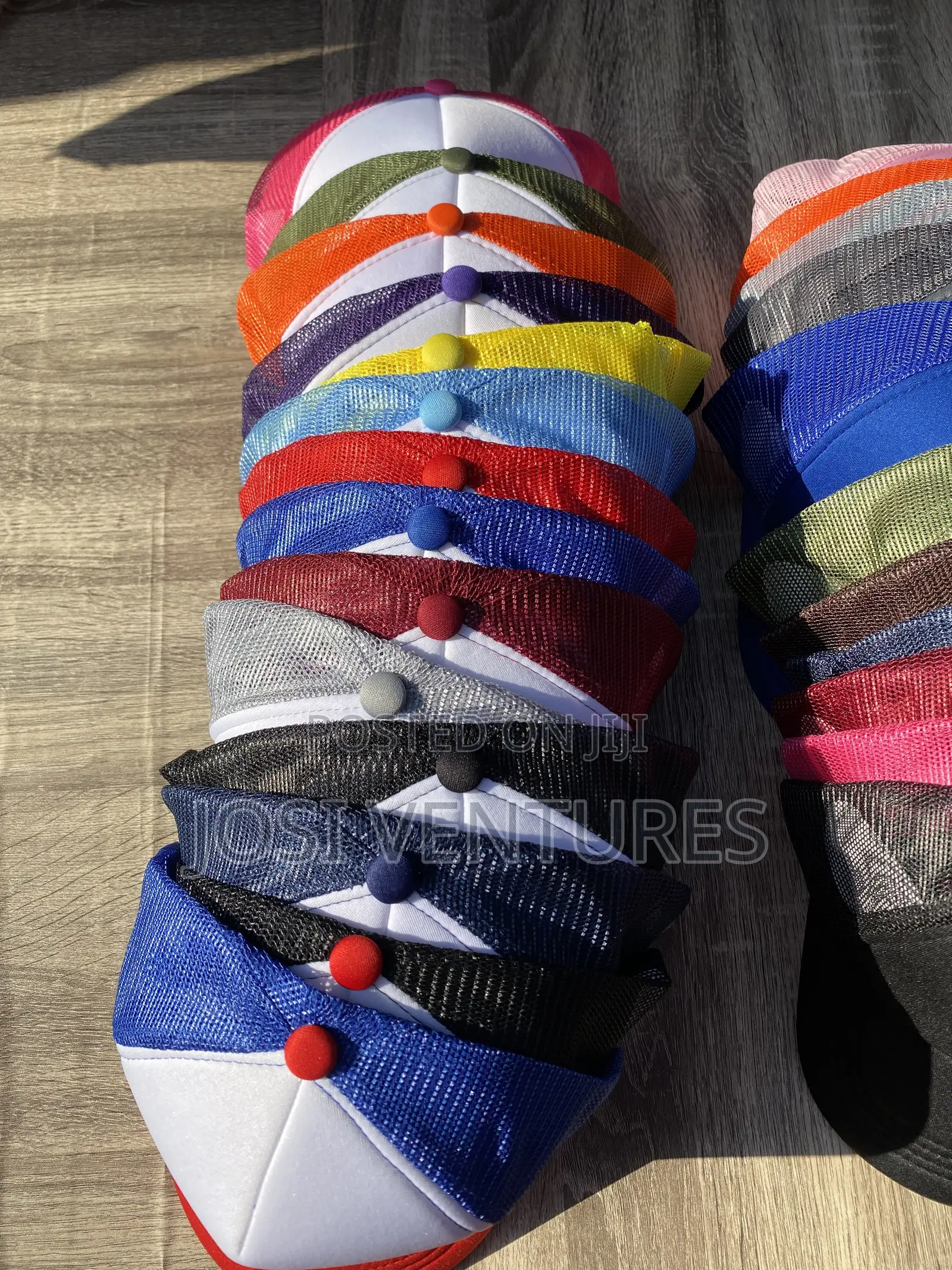 Two Tone Trucker Caps With Free Customization