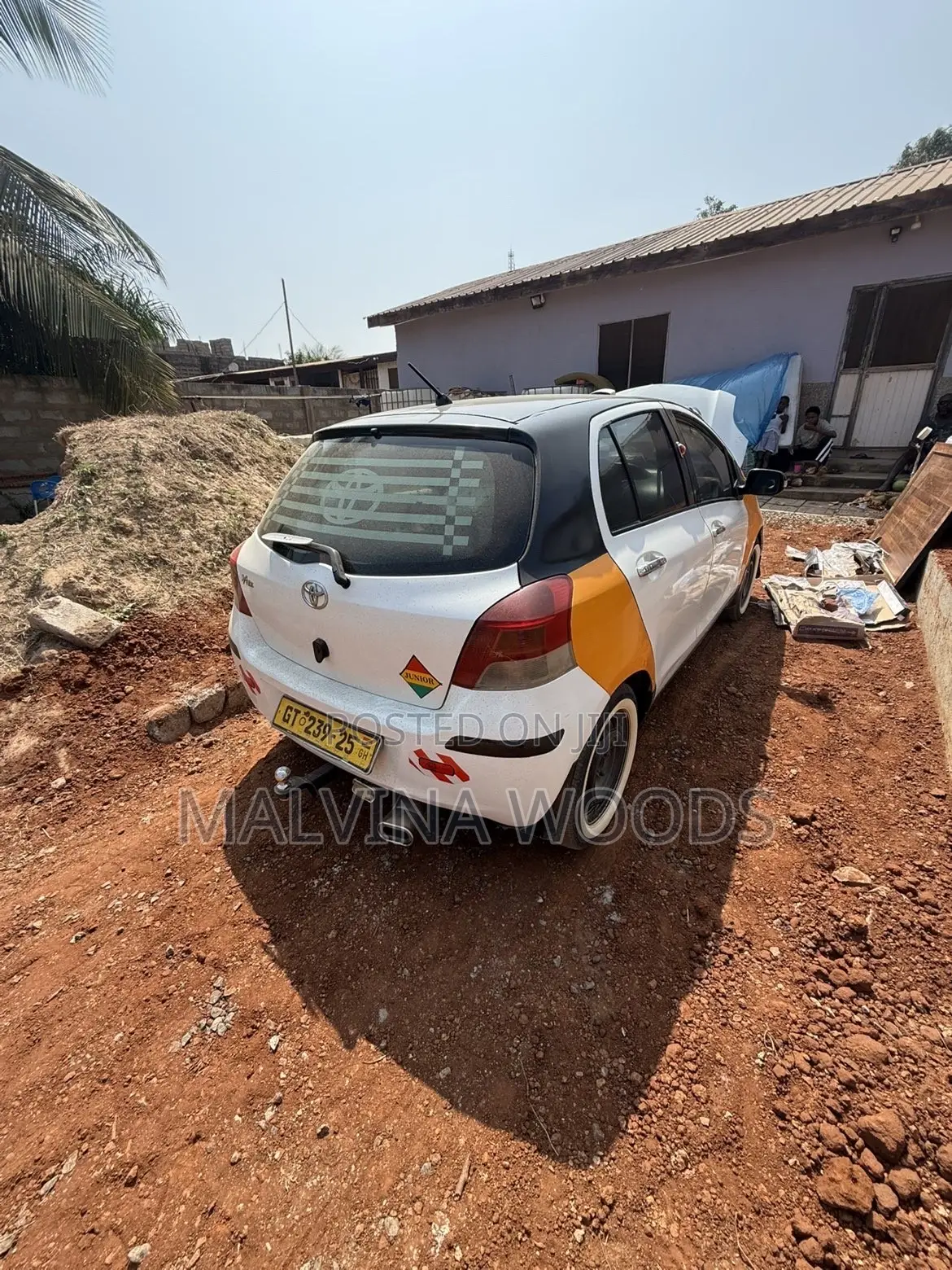 Toyota Vitz 2009 White