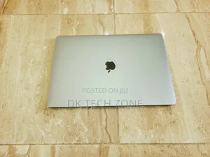 Laptop Apple MacBook Pro 2019 32GB Intel Core i9 SSD 512GB