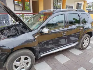 Renault Duster 2013 Black