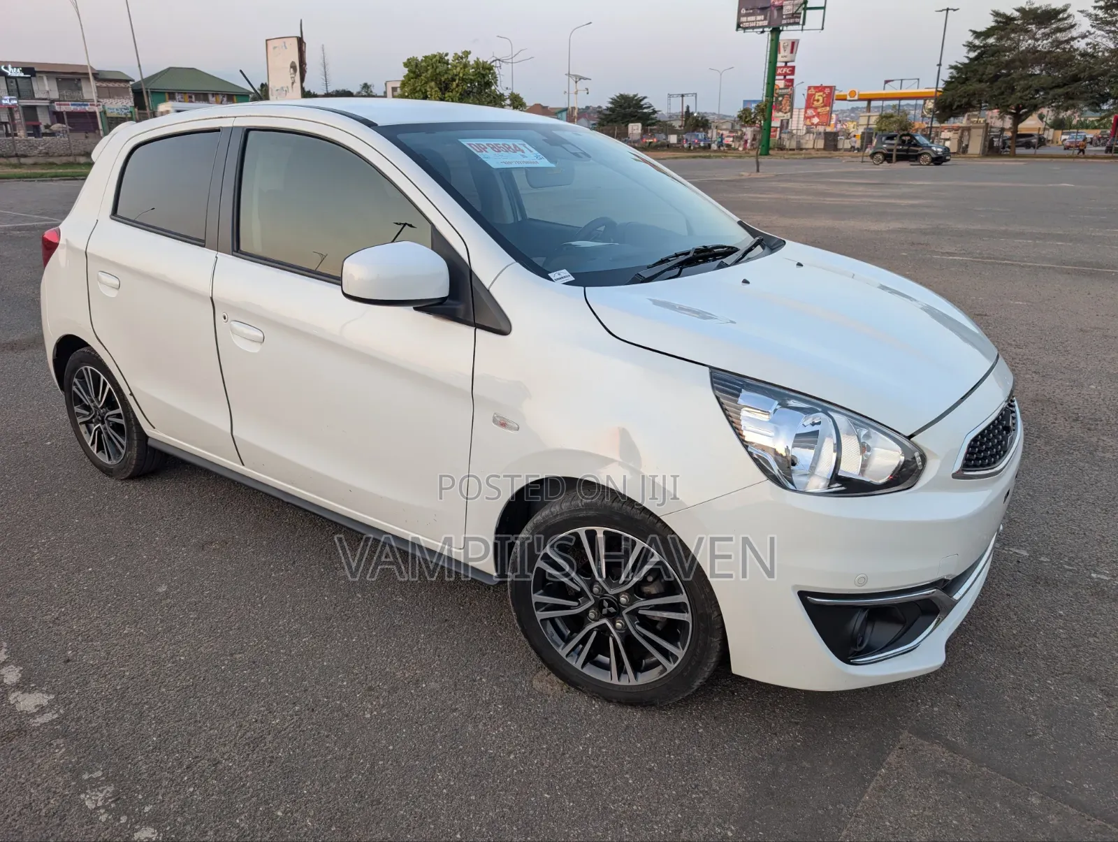 Mitsubishi Mirage 2017 White