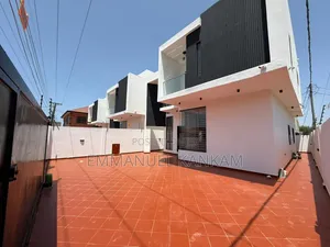 4bdrm House in Baatsona Total for sale