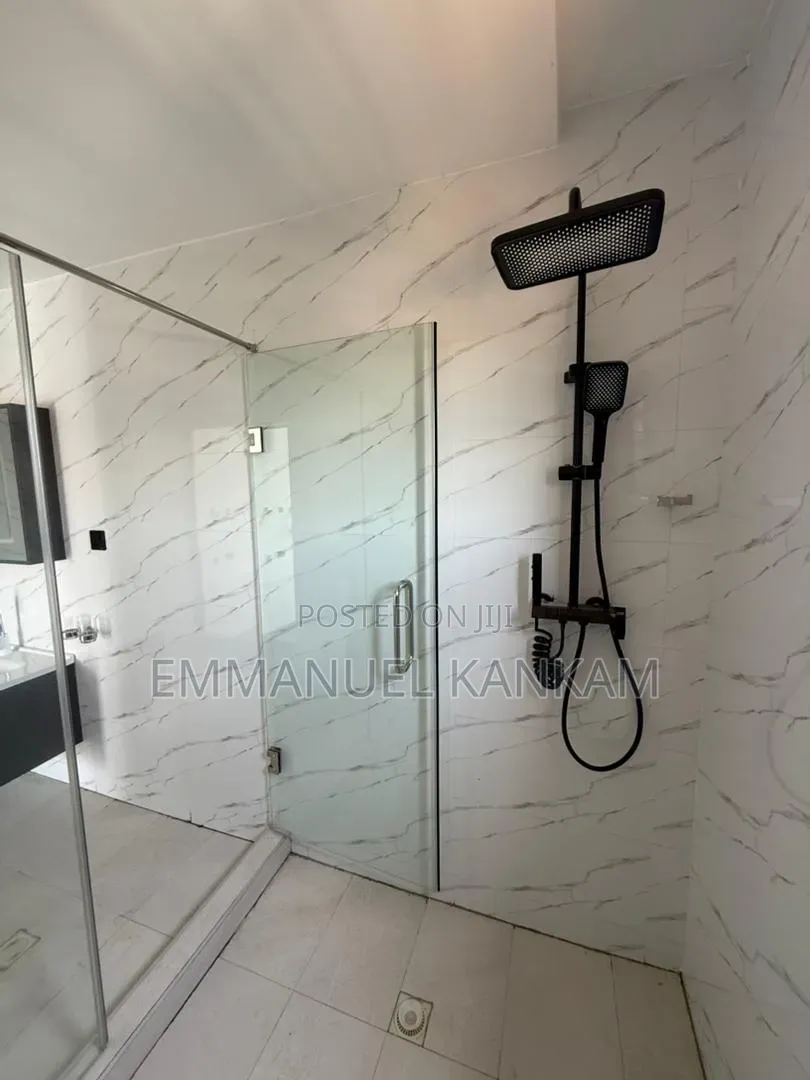 4bdrm House in Baatsona Total for sale