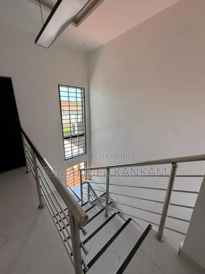 4bdrm House in Baatsona Total for sale
