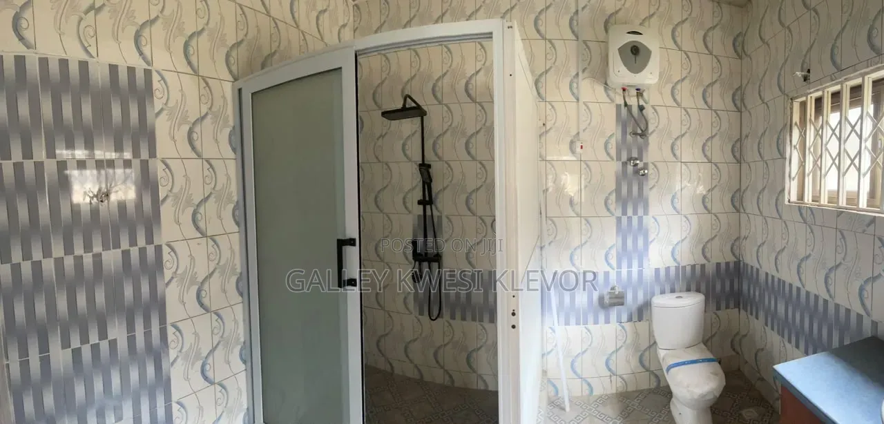 4bdrm House in West Hills Mall Area for rent
