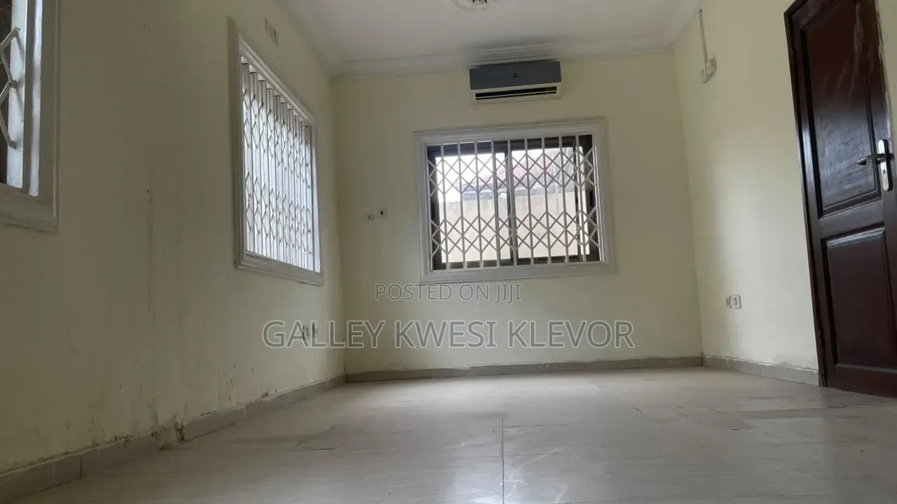 4bdrm House in West Hills Mall Area for rent