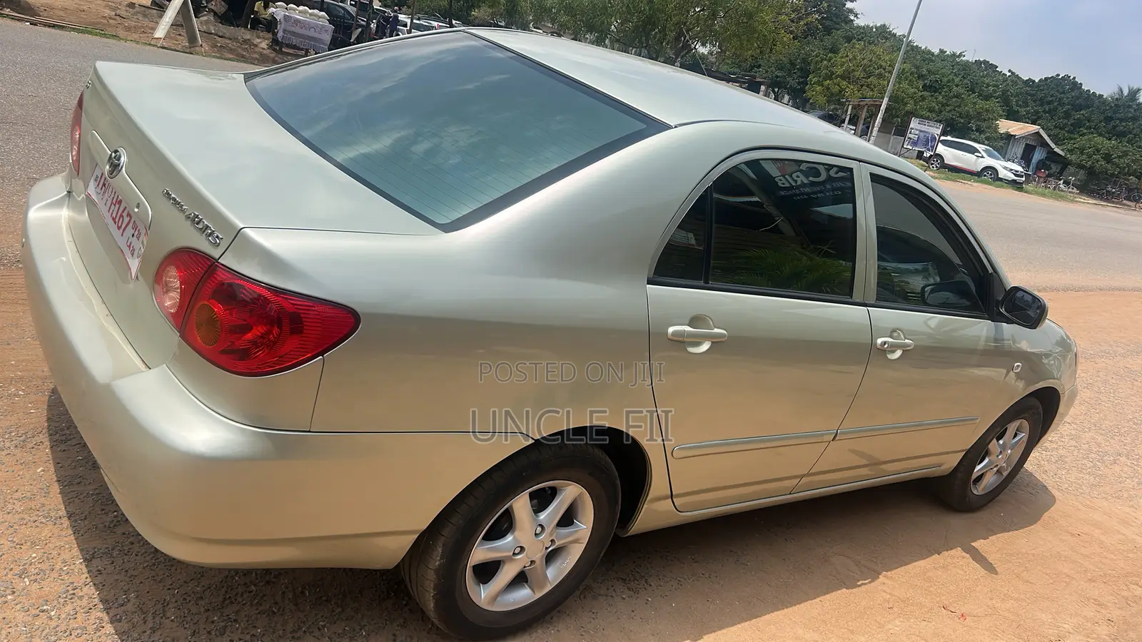Toyota Corolla LE 4dr Sedan (1.8L 4cyl 4A) 2013 Brown