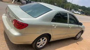 Toyota Corolla LE 4dr Sedan (1.8L 4cyl 4A) 2013 Brown