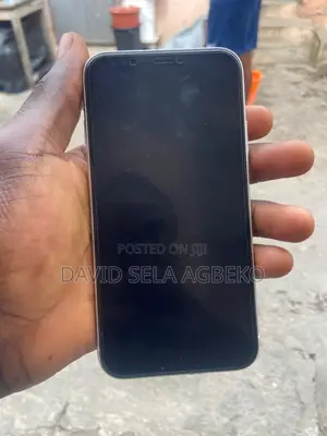 Apple iPhone 11 128 GB White