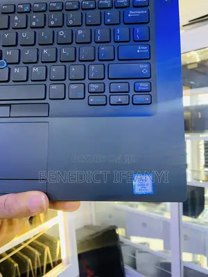 Laptop Dell Latitude 7490 16GB Intel Core i7 SSD 256GB