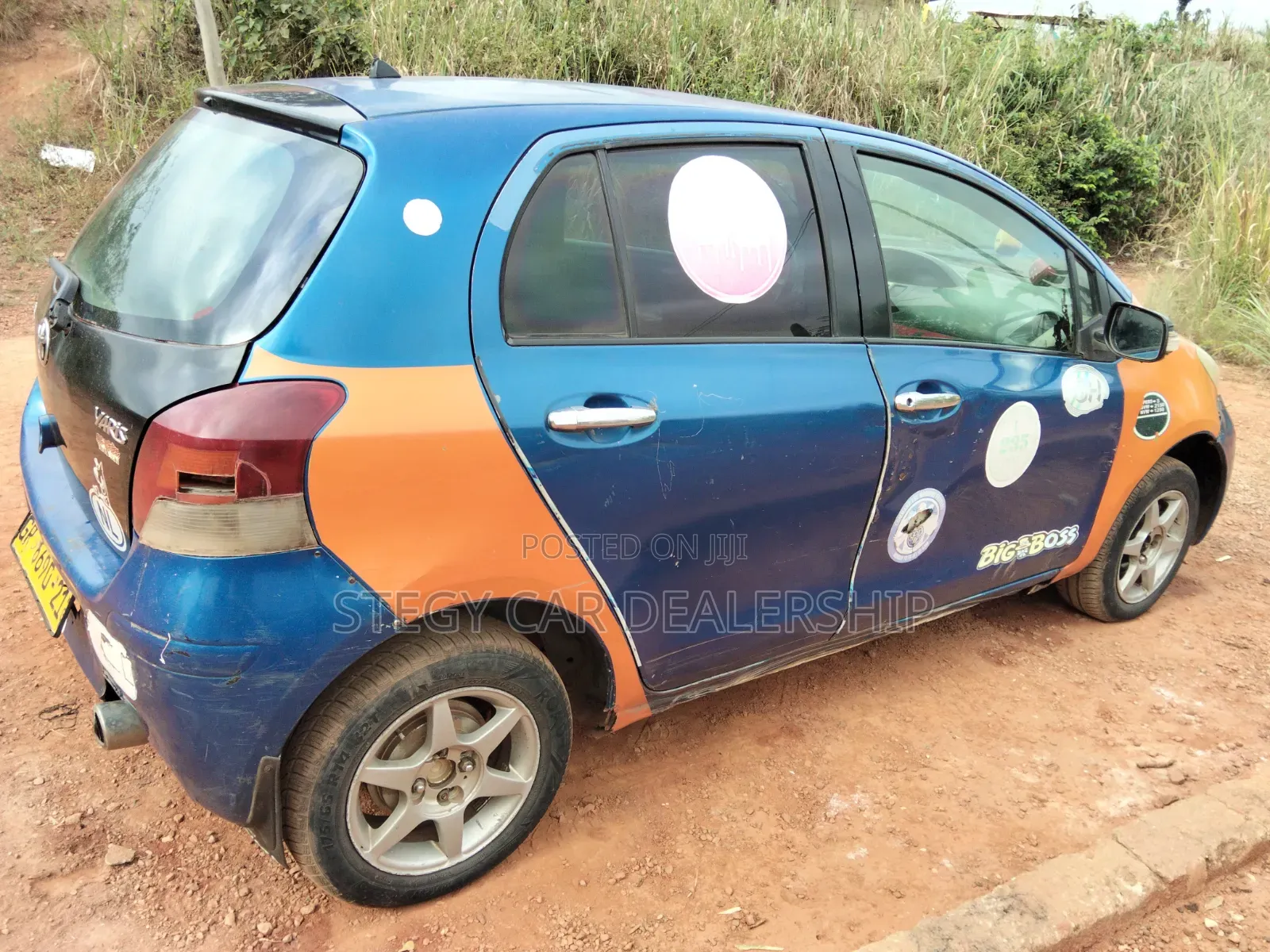 Toyota Vitz 2010 Blue