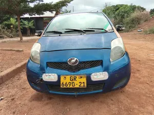 Toyota Vitz 2010 Blue
