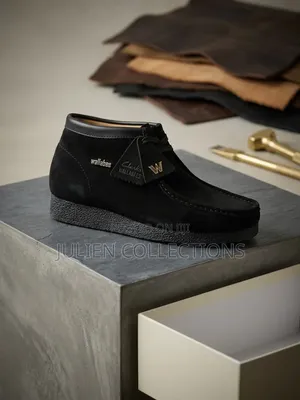 Original Clarks Wallabees Long Black Brown