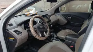 Hyundai Tucson 2013 White