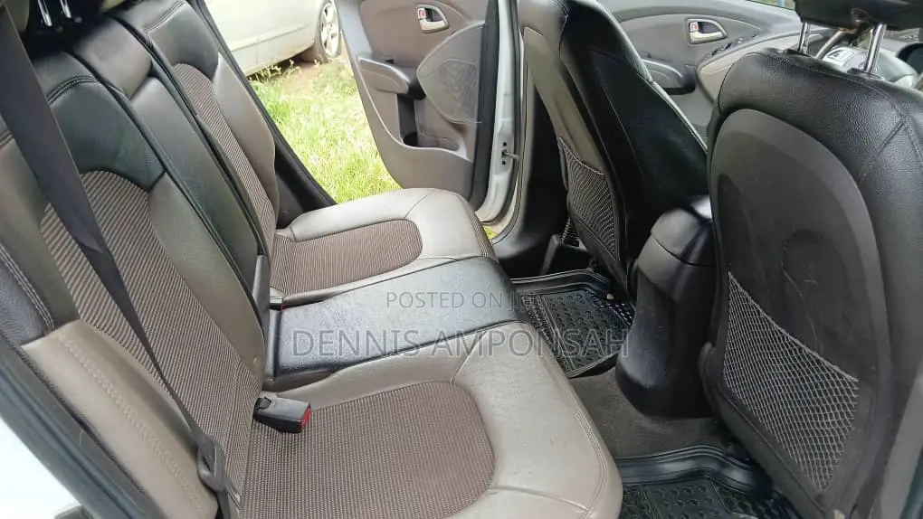 Hyundai Tucson 2013 White