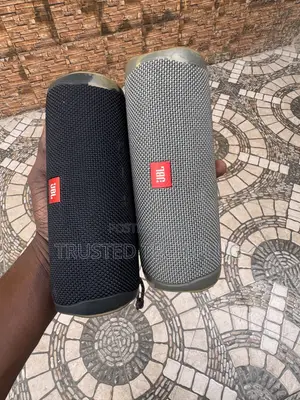 Preowned JBL Flip 5 Bluetooth Speaker From America in Stock