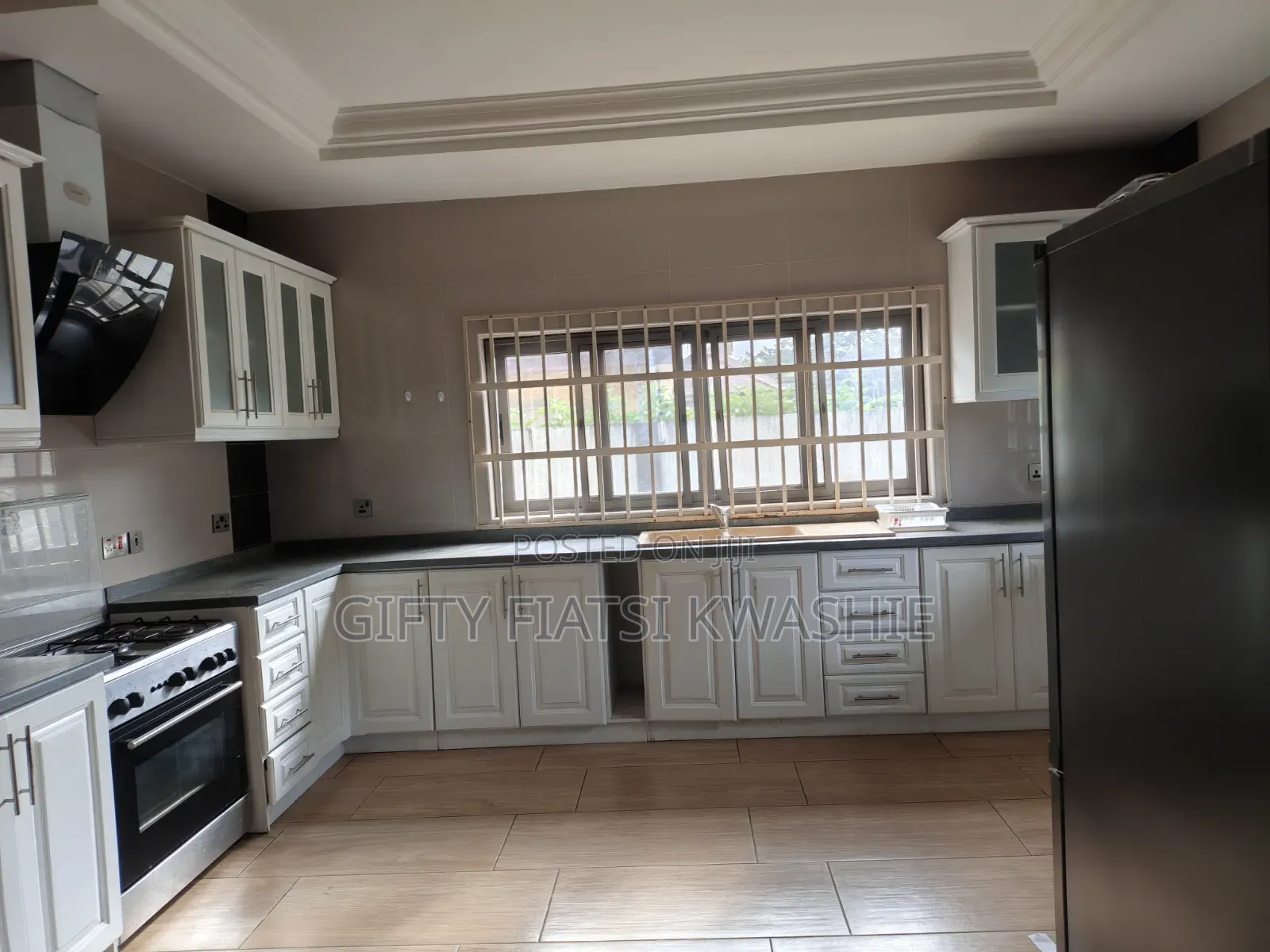 Furnished 5bdrm House in Parakou Estate, Kumasi Metropolitan for rent
