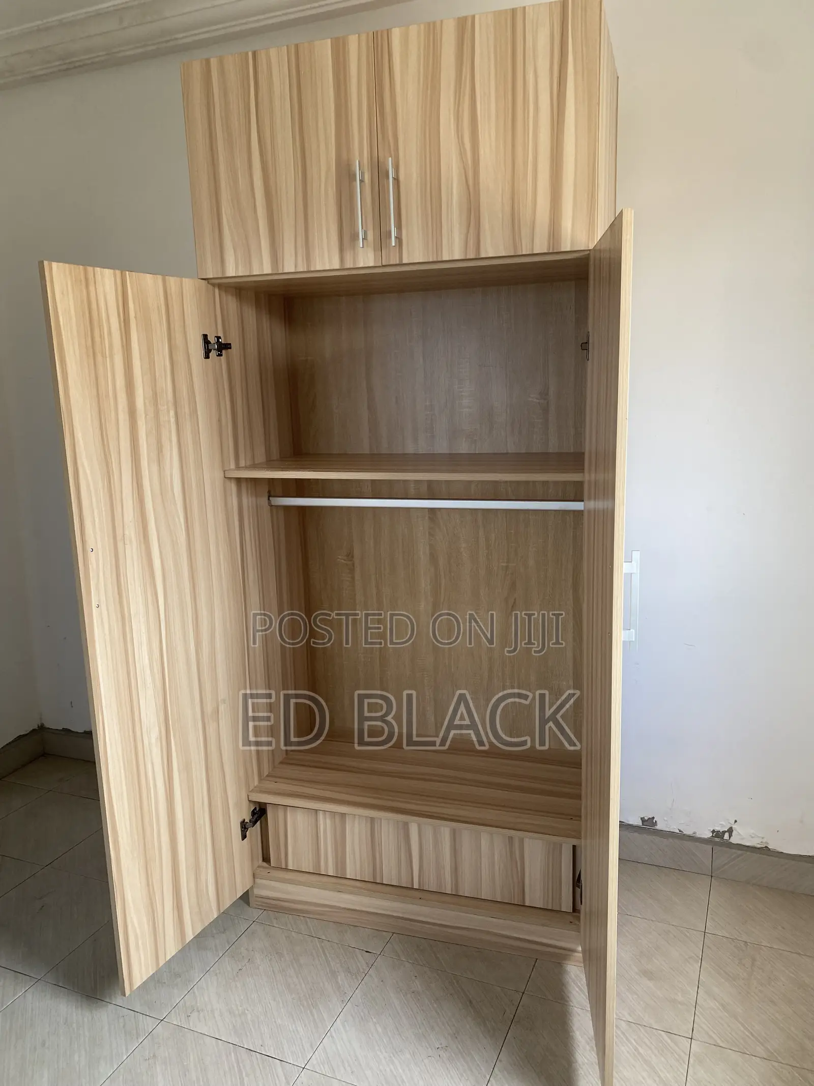Wordrob for Sell