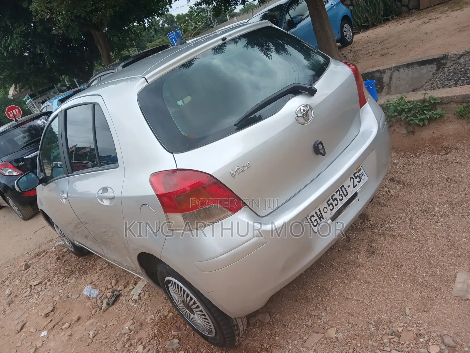 Toyota Vitz 1.3 FWD 3dr 2010 Silver