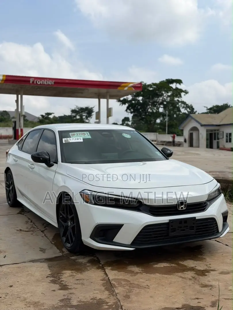 Honda Civic Sport CVT 2024 White